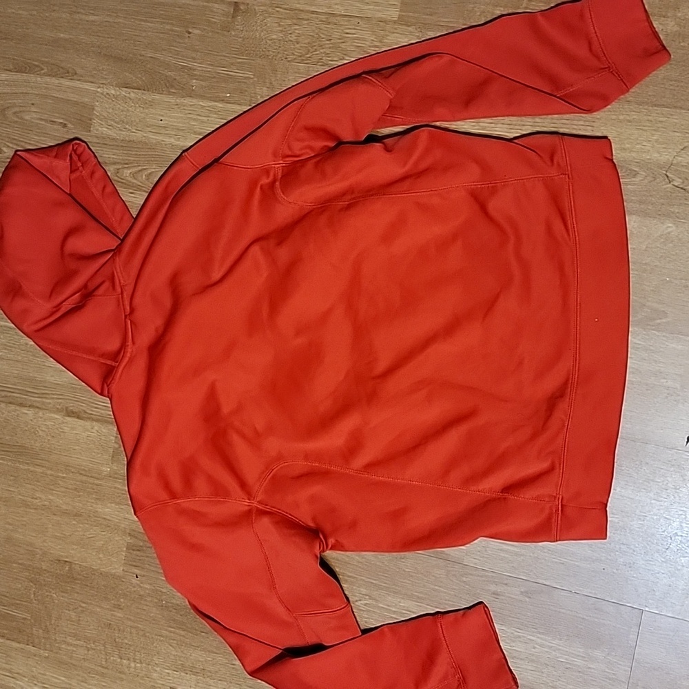 Nike Therma Fit Red Hoodie Size M - Picture 4 of 4